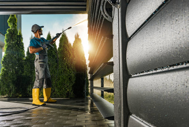 Why Choose Our Certified Pressure Washing Experts for Your Project Needs in Cascade Chipita Park, CO?
